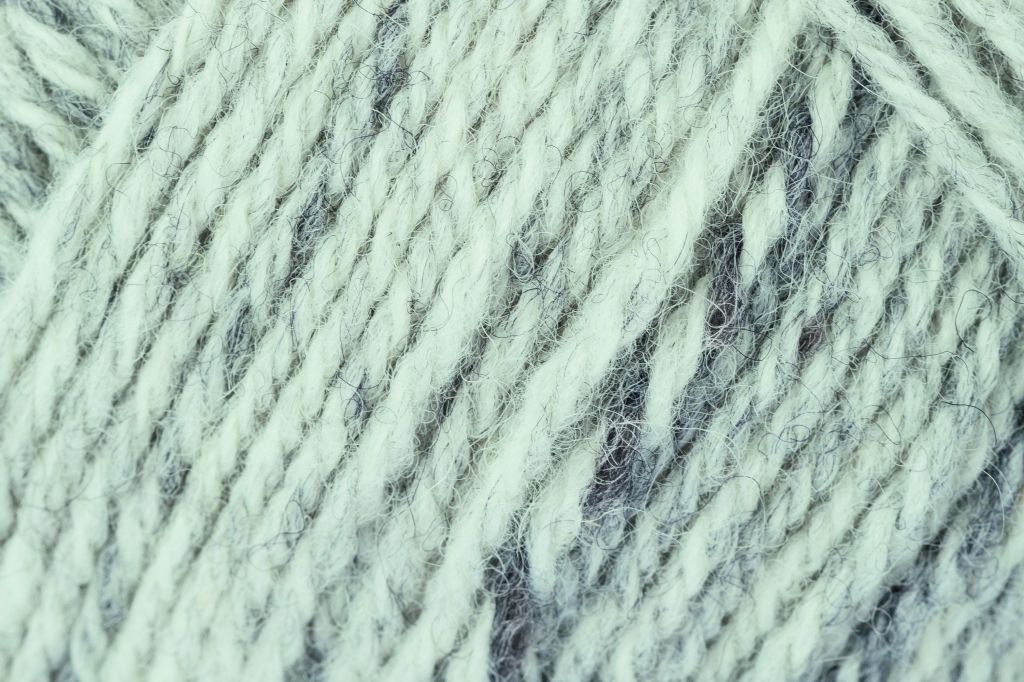 Trachtenwolle-Schachenmayr-00088