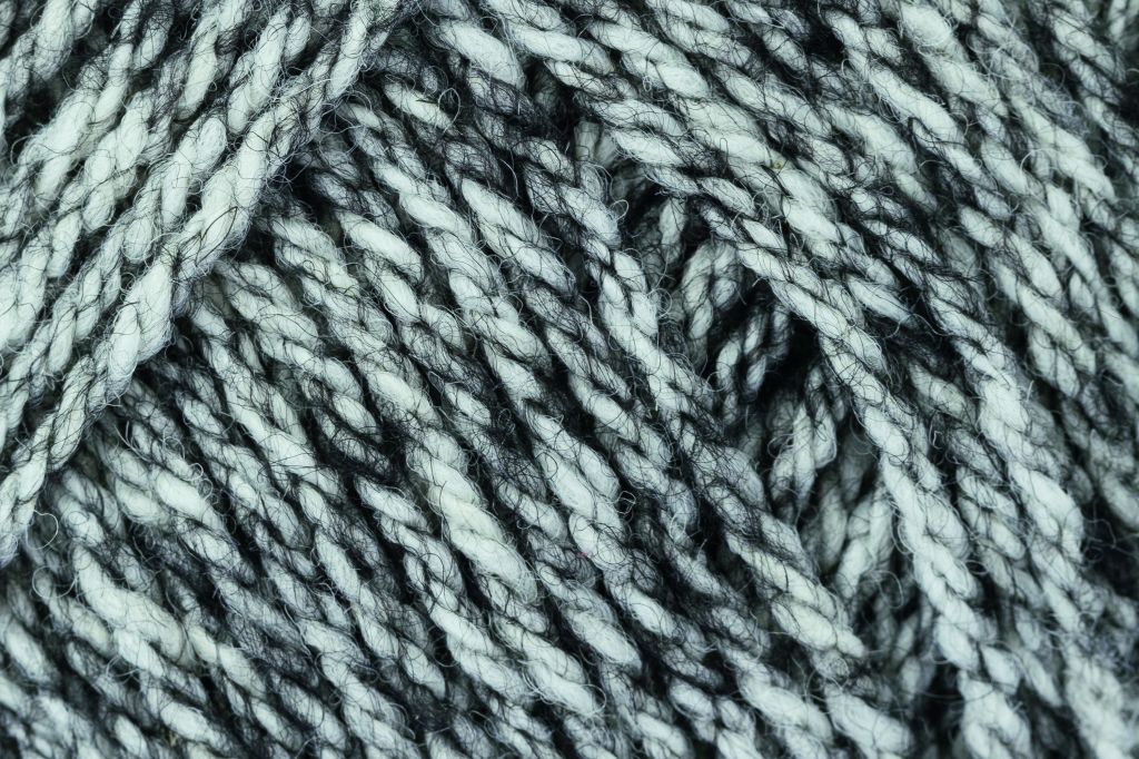 Trachtenwolle-Schachenmayr-00093