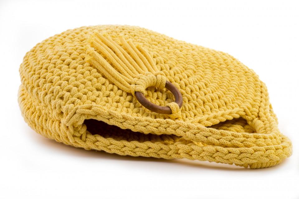 Sárga horgolt táska