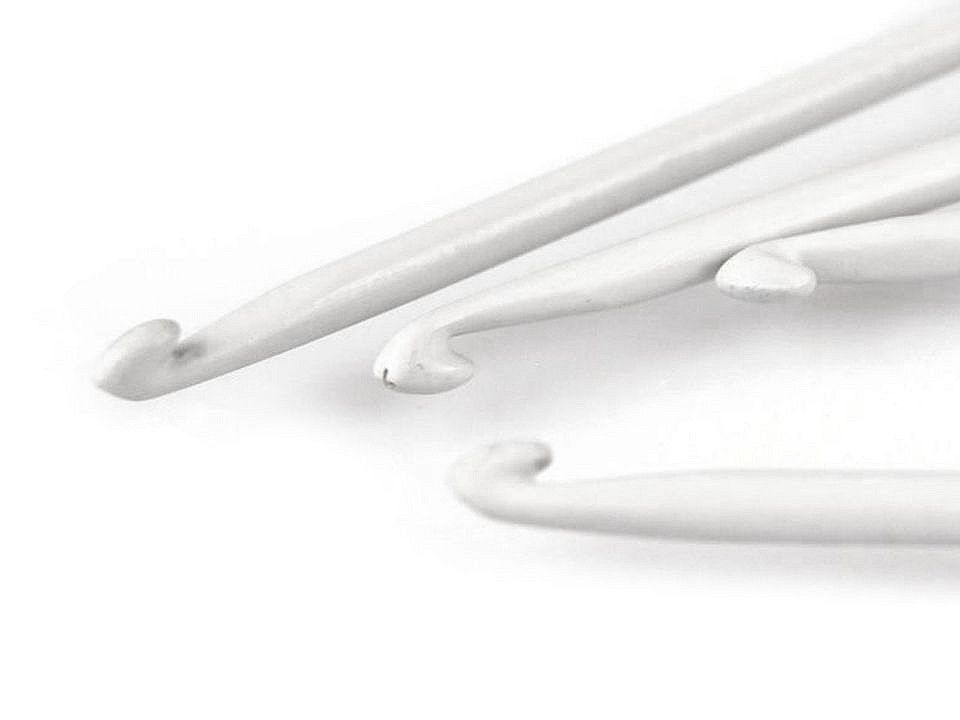 Croșetă cu mâner Pony, mărime 3