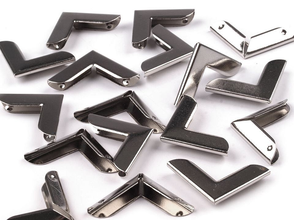 Colțuri metalice, 22x22 mm